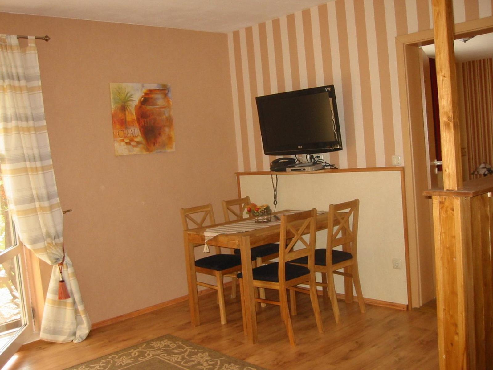 Landhotel Auerose Garni Neu Kosenow エクステリア 写真