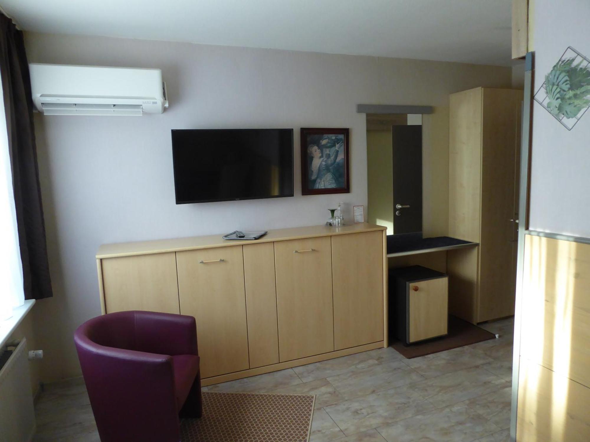 Landhotel Auerose Garni Neu Kosenow エクステリア 写真